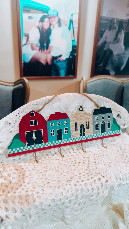 Vintage Avon Wall Hook Rack – Cottage House Design (4 Hooks)