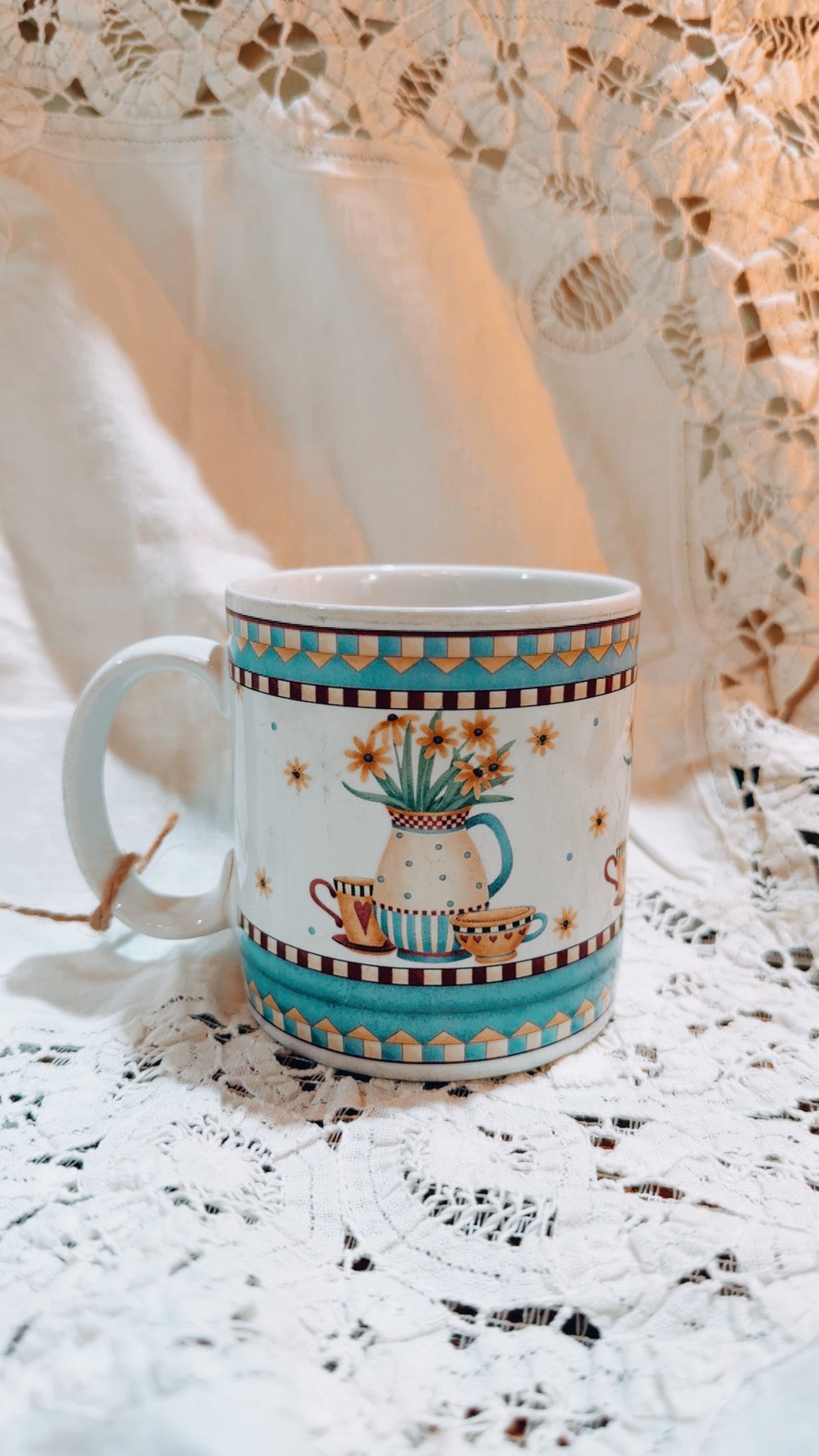 Sakura Debbie Mumm Vintage Country Kitchen Mug | 2000 Floral Teapot Coffee Cup | Cottage Farmhouse Mug